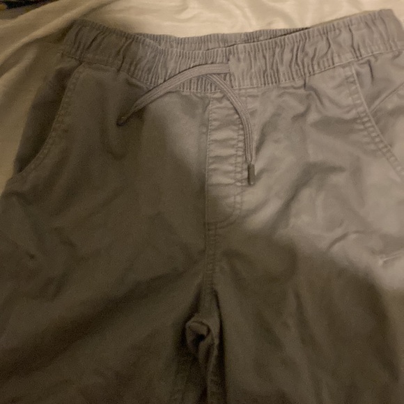 NWOT Wonder Nation pull on elastic waistband pants. Grey 4 pockets - Picture 5 of 6